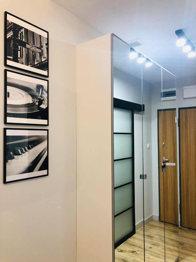 Property Apart - Soft Lofty Legnicka Centrum 브로츠와프 외부 사진